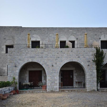 Akroyiali Apartments Yerolimin Exterior foto