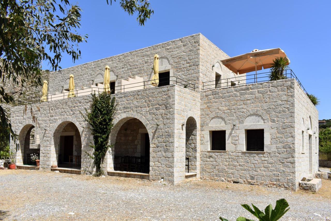 Akroyiali Apartments Yerolimin Exterior foto